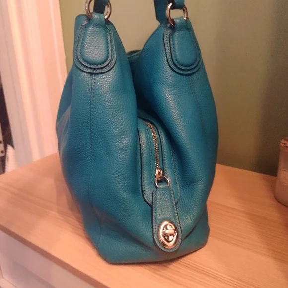 Coach Edie 31 Shoulder Bag Pebble Leather - Picture 5 of 16